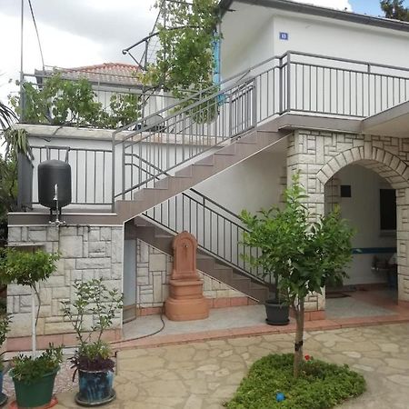 Apartment Hajduk Starigrad Paklenica Ngoại thất bức ảnh