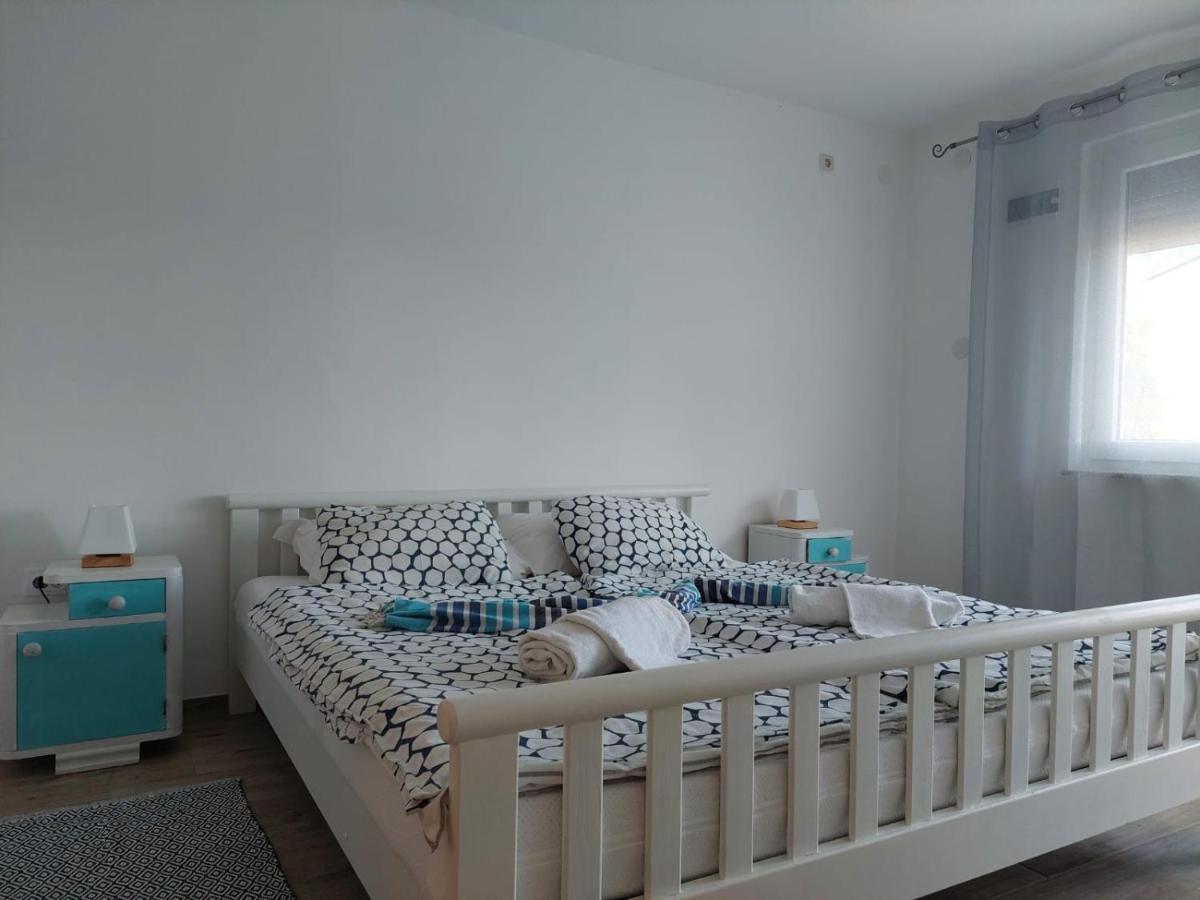 Apartment Hajduk Starigrad Paklenica Ngoại thất bức ảnh