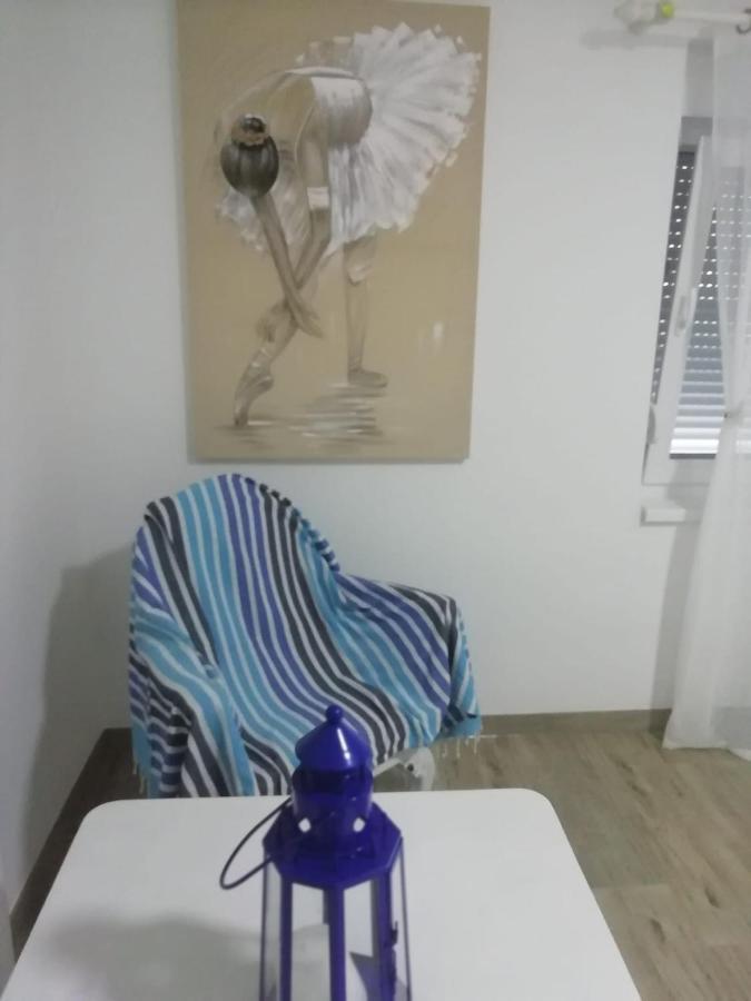 Apartment Hajduk Starigrad Paklenica Ngoại thất bức ảnh