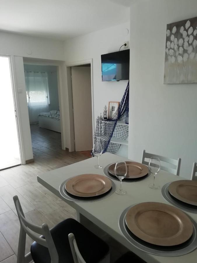 Apartment Hajduk Starigrad Paklenica Ngoại thất bức ảnh